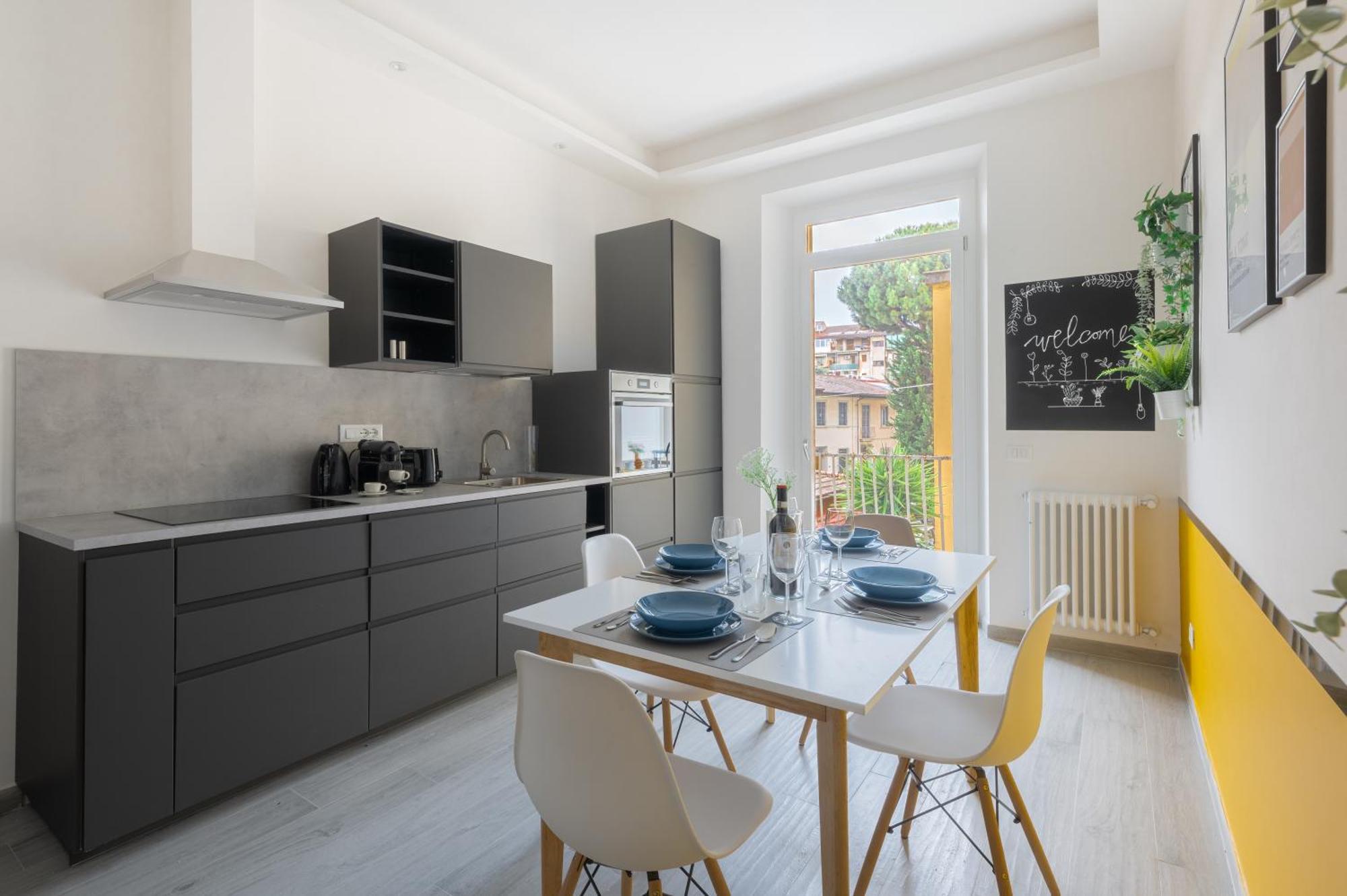 Via Pollaiolo, 55 - Charming - Comfort E Stile A 350mt Dal Tram! First Floor With Elevator And Car Places On Street Apartamento *