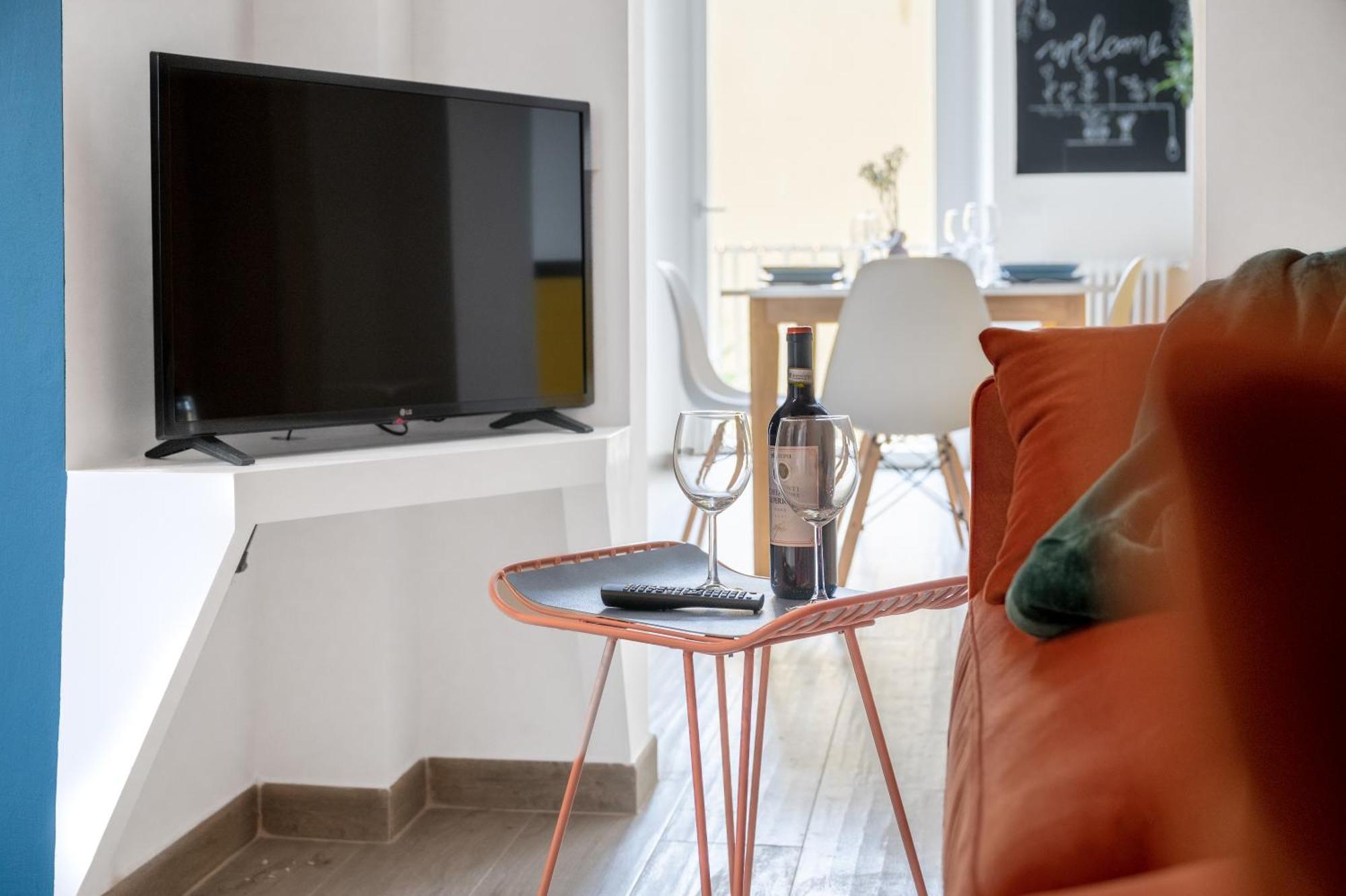 Via Pollaiolo, 55 - Charming - Comfort E Stile A 350mt Dal Tram! First Floor With Elevator And Car Places On Street Apartamento *
